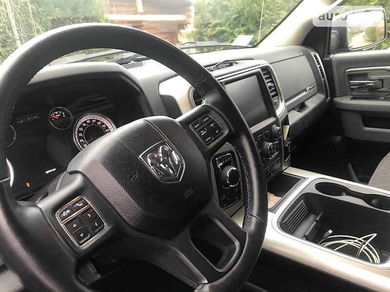 Пікап Dodge RAM 1500 2016 в Ужгороді