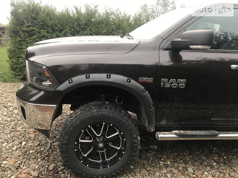 Пікап Dodge RAM 1500 2016 в Ужгороді
