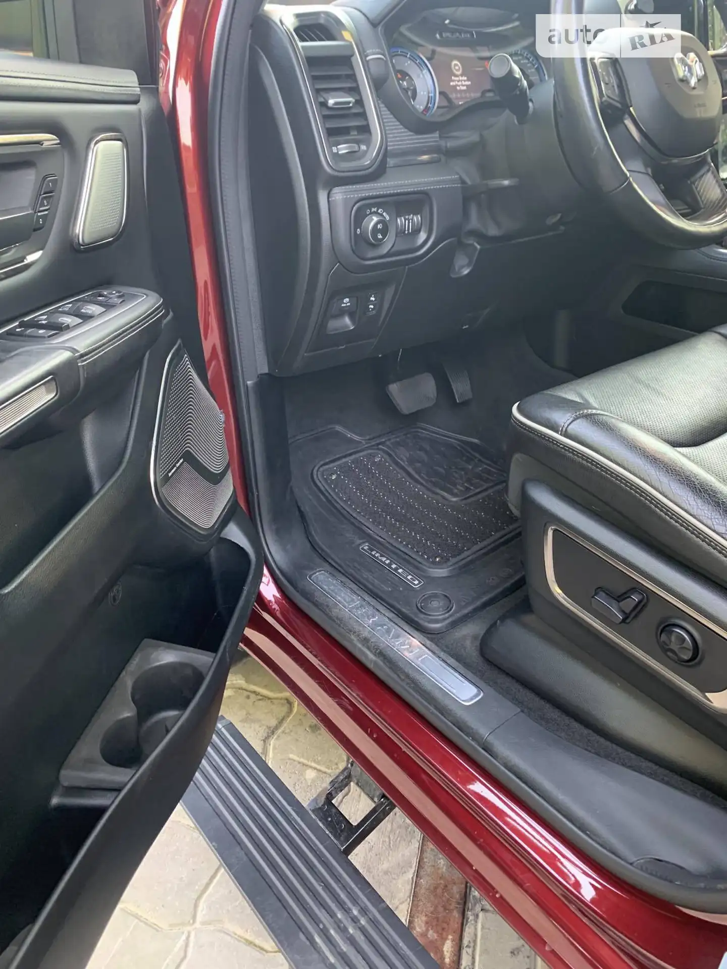 2019 Dodge RAM - мініатюра 4