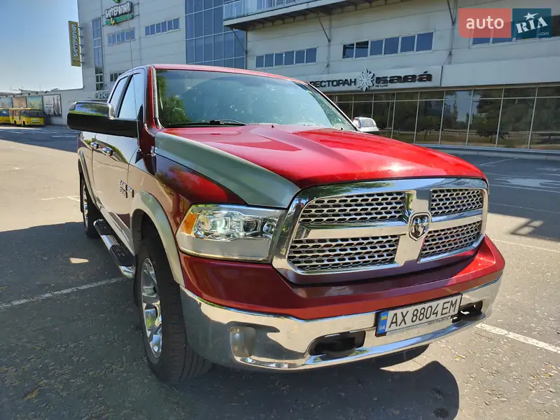 Dodge RAM 1500 2013