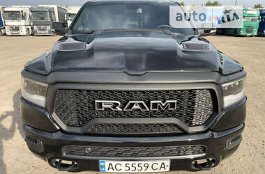 Пикап Dodge RAM 1500 2018 в Луцке