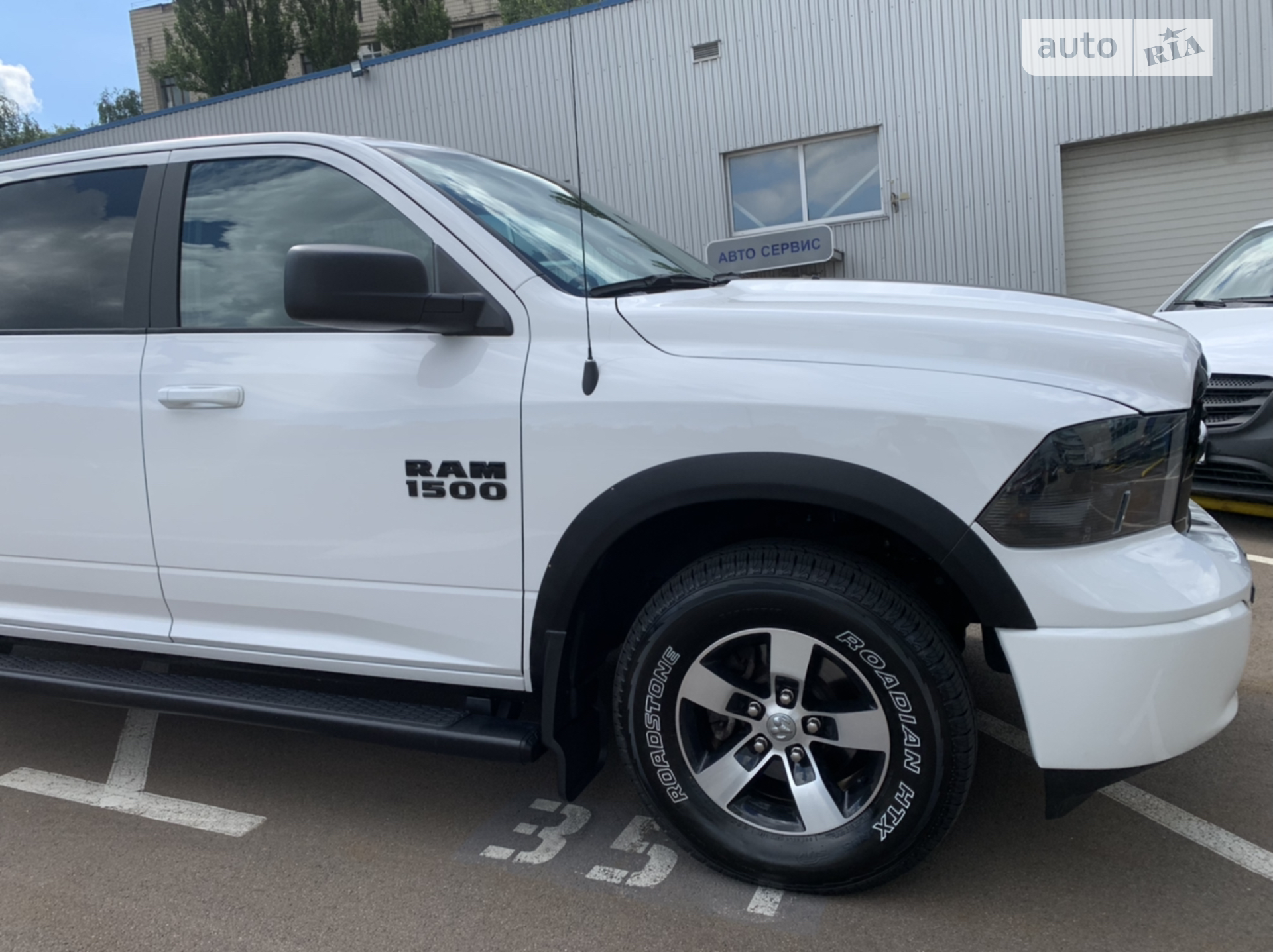 2021 Dodge RAM - мініатюра 16