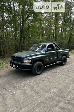 Пикап Dodge RAM 1500 2000 в 