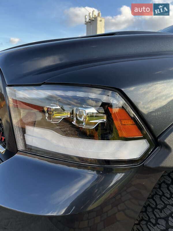 Пикап Dodge RAM 1500 2013 в Вараше
