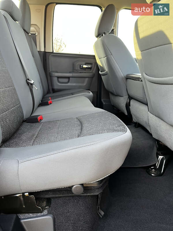 Пикап Dodge RAM 1500 2013 в Вараше