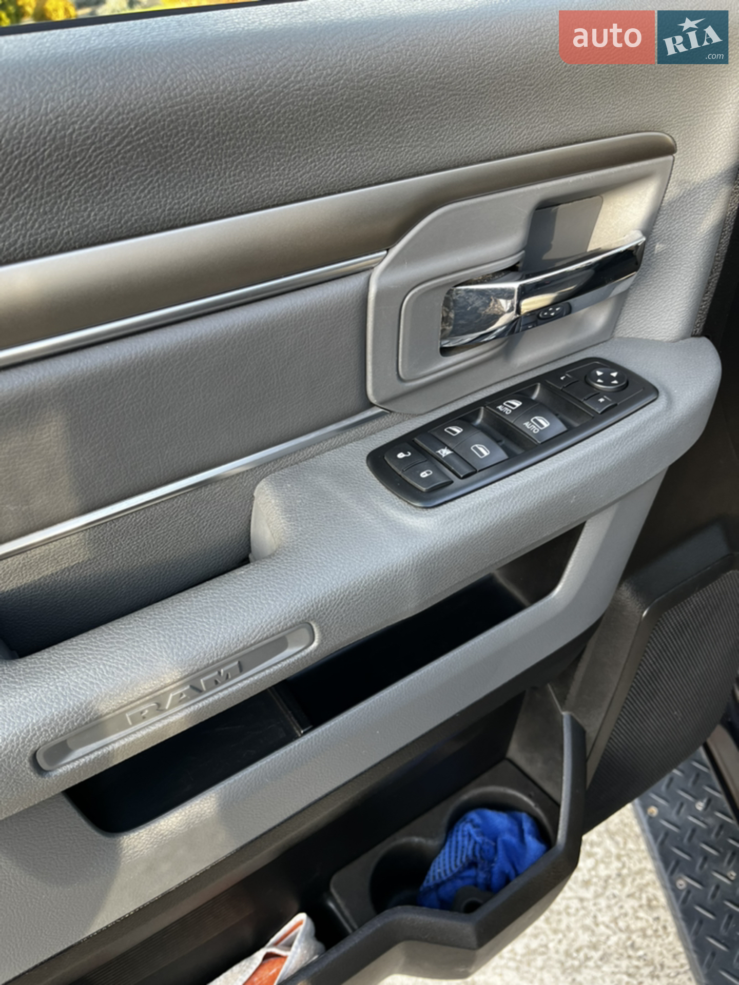 2013 Dodge RAM - мініатюра 65