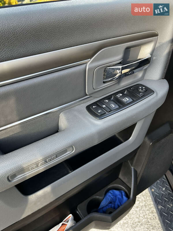 Пикап Dodge RAM 1500 2013 в Вараше