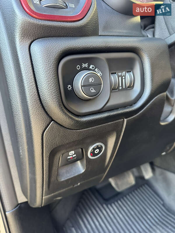 Пікап Dodge RAM 1500 2019 в Ужгороді