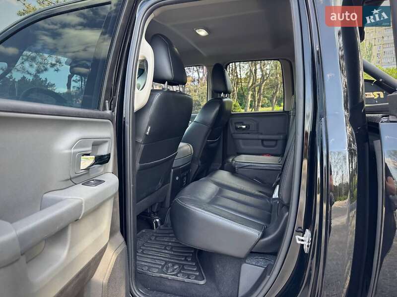 Пікап Dodge RAM 1500 2014 в Дніпрі