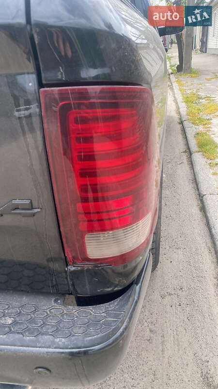 Пикап Dodge RAM 1500 2015 в Житомире