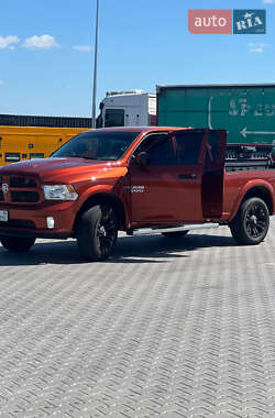 Пикап Dodge RAM 1500 2013 в 