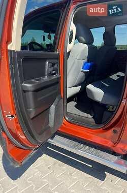 Пикап Dodge RAM 1500 2013 в 