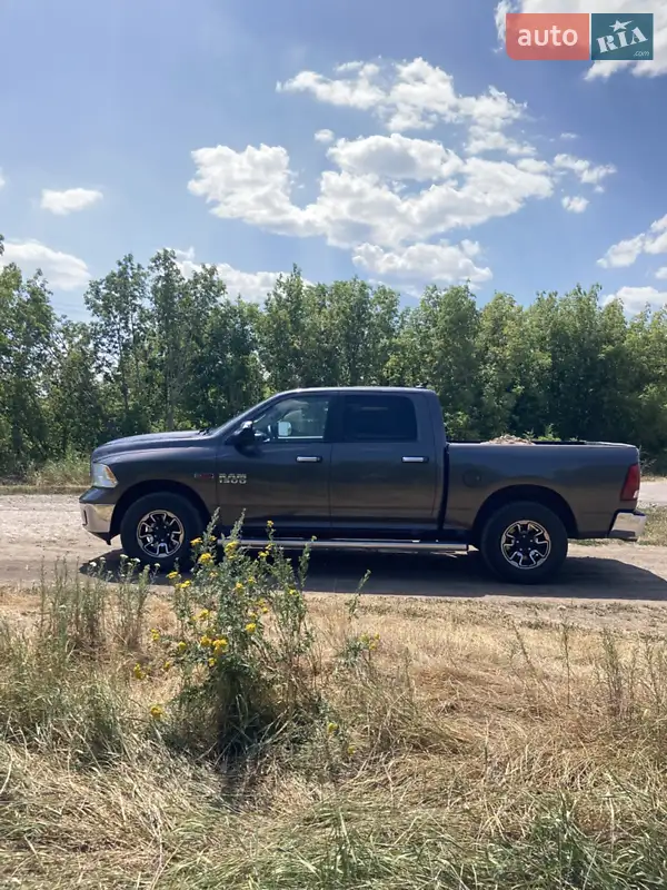 Dodge RAM 1500 2014