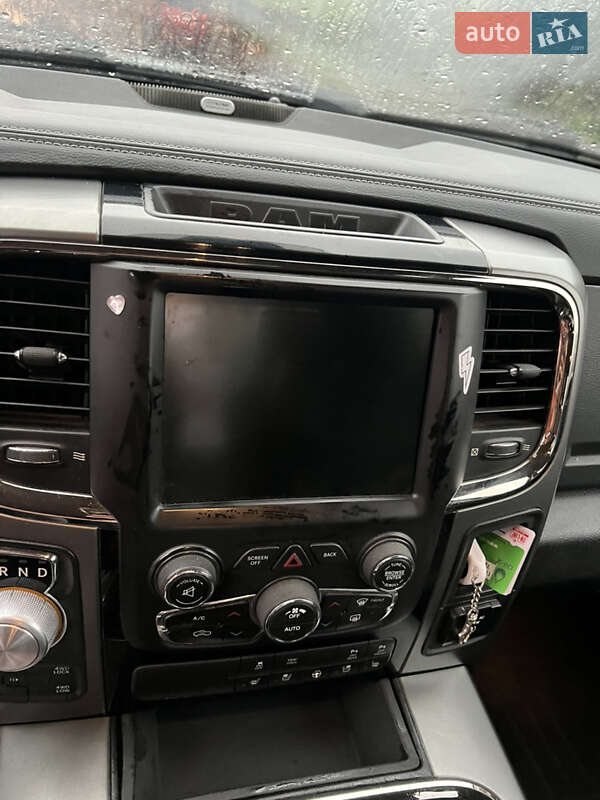 Пикап Dodge RAM 1500 2015 в Житомире