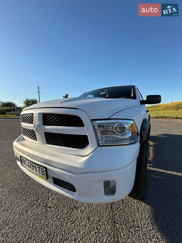 Пикап Dodge RAM 1500 2015 в Львове
