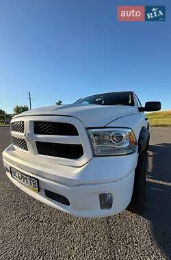 Пикап Dodge RAM 1500 2015 в 
