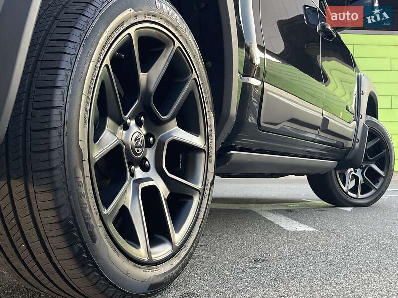 Пикап Dodge RAM 1500 2021 в Киеве фото 11 Пикап Dodge RAM 1500 2021 в Киеве