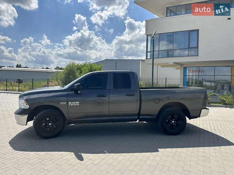 Пикап Dodge RAM 1500 2015 в Львове
