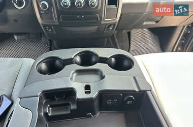 Пикап Dodge RAM 1500 2015 в 