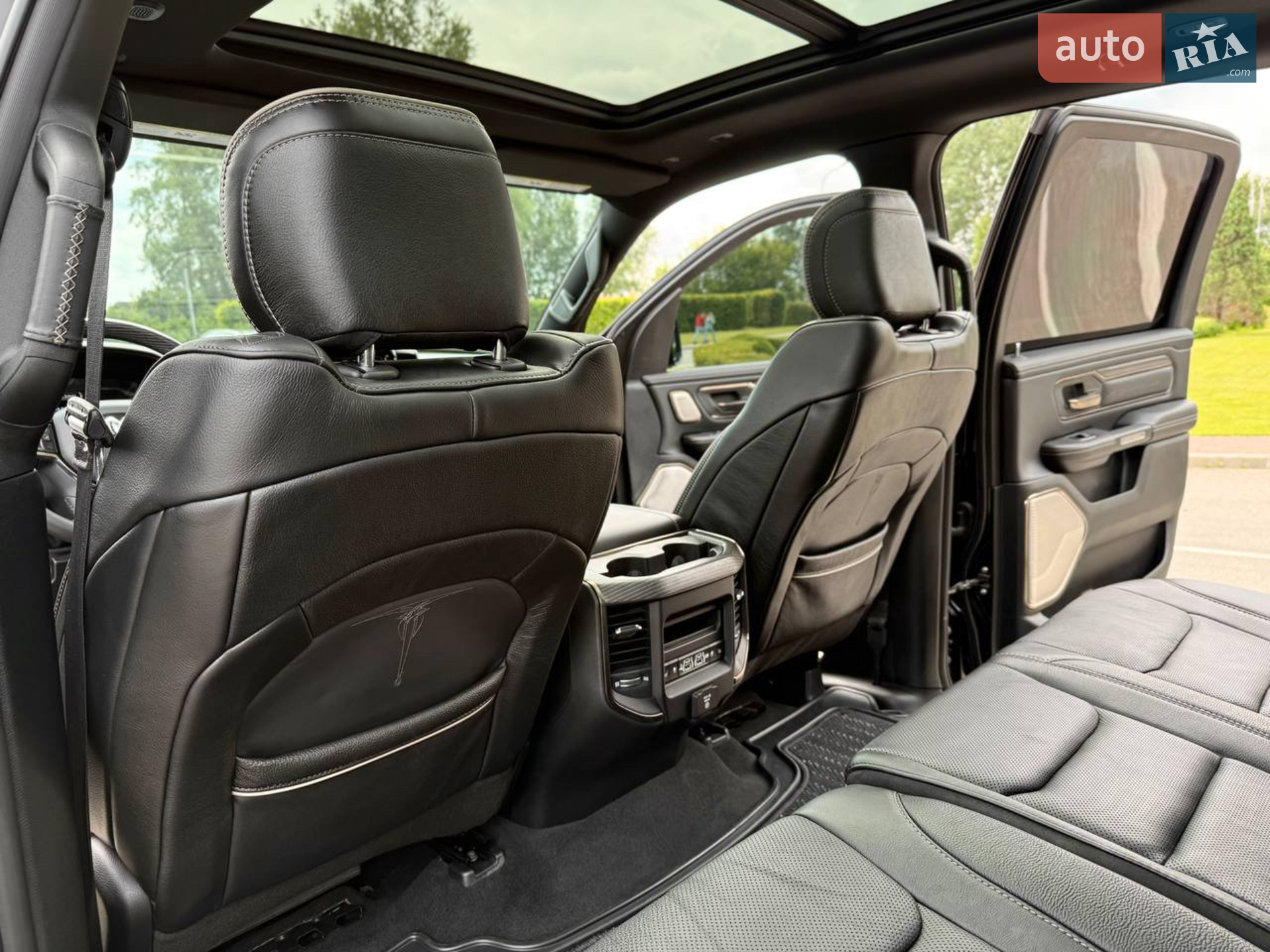 2019 Dodge RAM - мініатюра 14