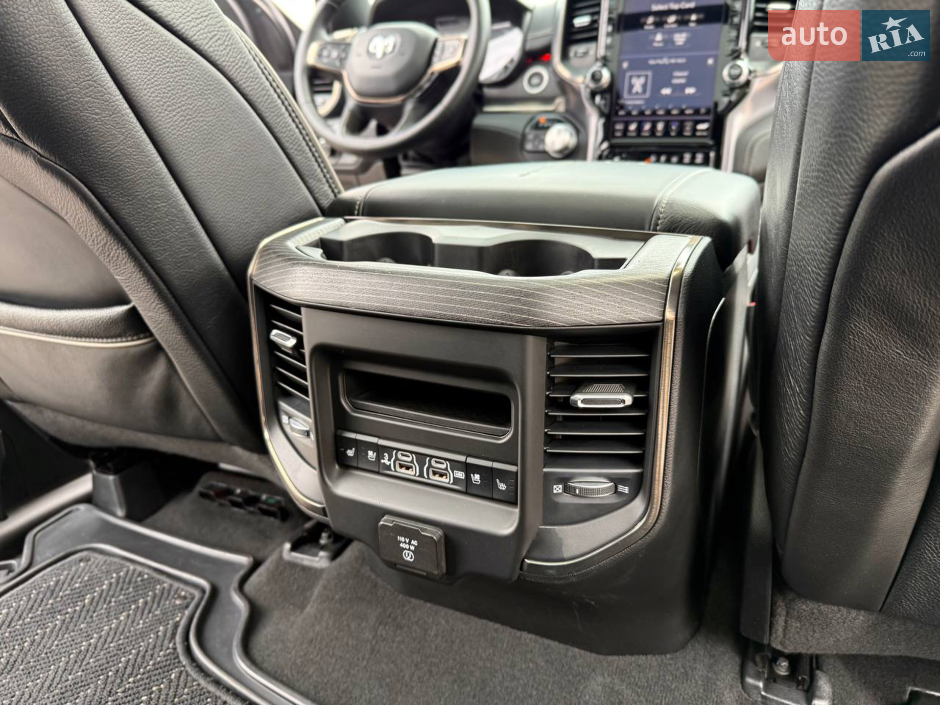 2019 Dodge RAM - мініатюра 28