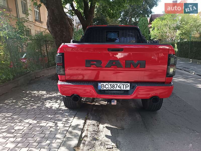 Пикап Dodge RAM 1500 2015 в Львове фото 52 Пикап Dodge RAM 1500 2015 в Львове