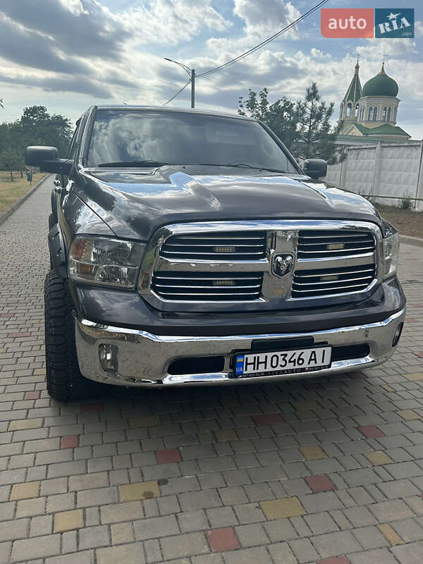 Пикап Dodge RAM 1500 2015 в Измаиле