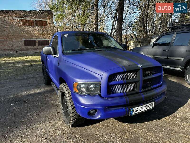 Пикап Dodge RAM 1500 2004 в 