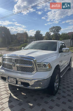 Пикап Dodge RAM 1500 2015 в 