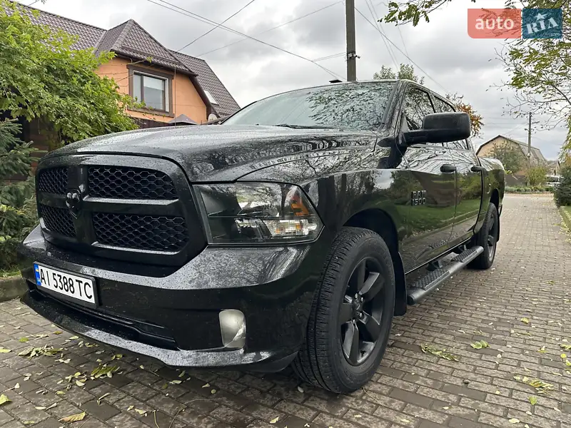 Dodge RAM 1500 2016