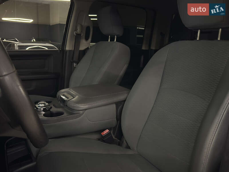 Пикап Dodge RAM 1500 2014 в Николаеве