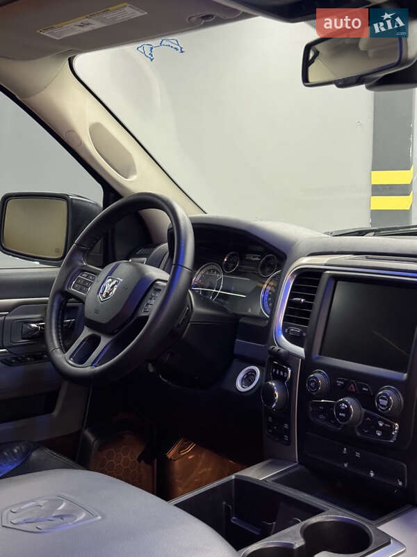 Пикап Dodge RAM 1500 2015 в Кропивницком фото 12 Пикап Dodge RAM 1500 2015 в Кропивницком