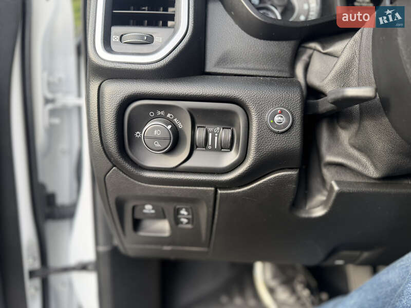 Пикап Dodge RAM 1500 2018 в Киеве фото 12 Пикап Dodge RAM 1500 2018 в Киеве