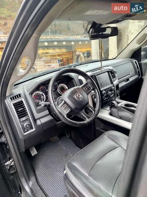 Пикап Dodge RAM 1500 2016 в Хусте фото 4 Пикап Dodge RAM 1500 2016 в Хусте