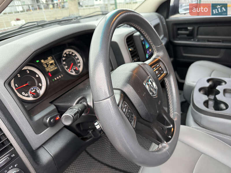 Пикап Dodge RAM 1500 2015 в Киеве