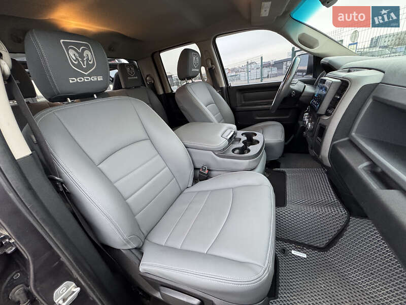 Пикап Dodge RAM 1500 2015 в Киеве