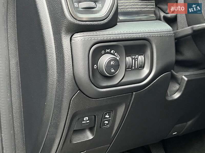 Пикап Dodge RAM 1500 2021 в Киеве фото 61 Пикап Dodge RAM 1500 2021 в Киеве