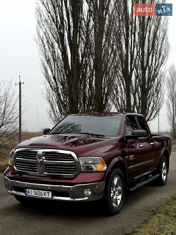 Dodge RAM 1500 2016