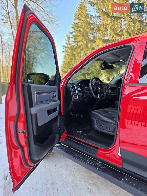 Пикап Dodge RAM 1500 2014 в Львове