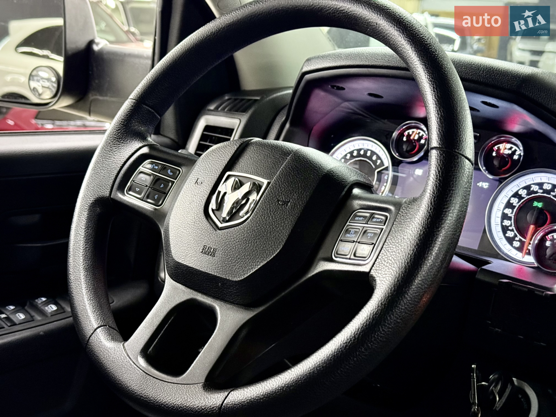 2021 Dodge RAM - мініатюра 23