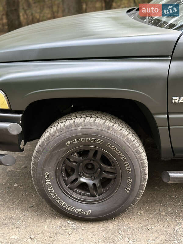 Пікап Dodge RAM 1500 2000 в Києві