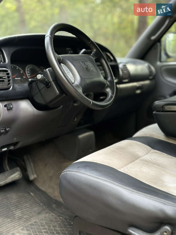 Пікап Dodge RAM 1500 2000 в Києві