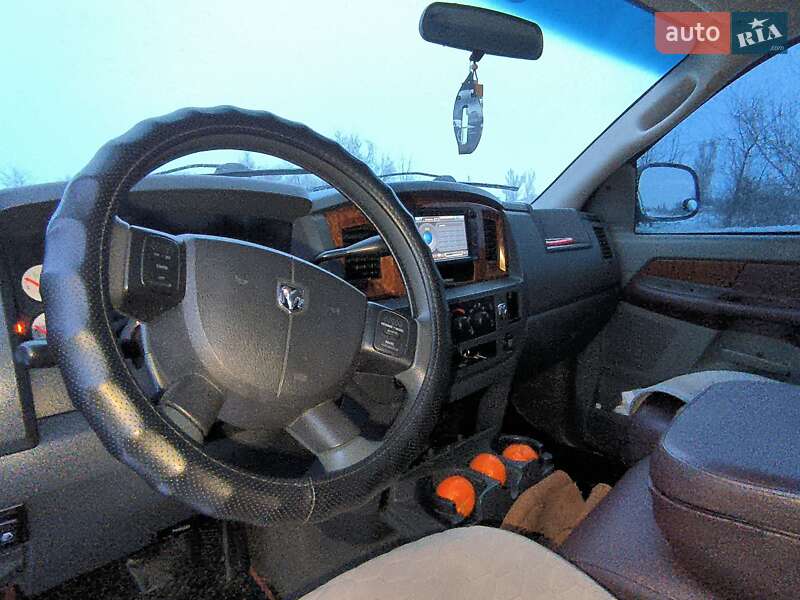 Пикап Dodge RAM 1500 2005 в Запорожье