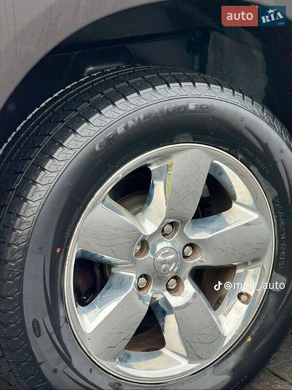 Пикап Dodge RAM 1500 2016 в Межгорье