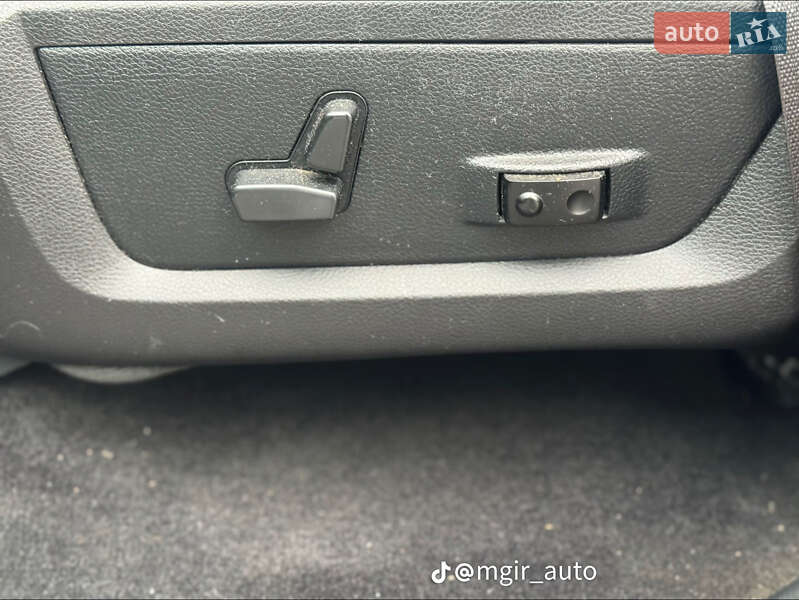 Пикап Dodge RAM 1500 2016 в Межгорье