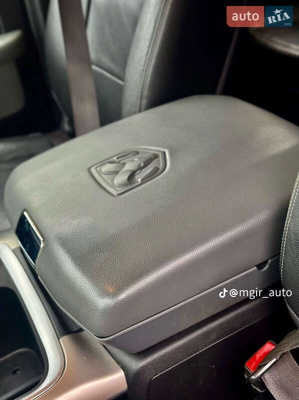 Пикап Dodge RAM 1500 2016 в Межгорье