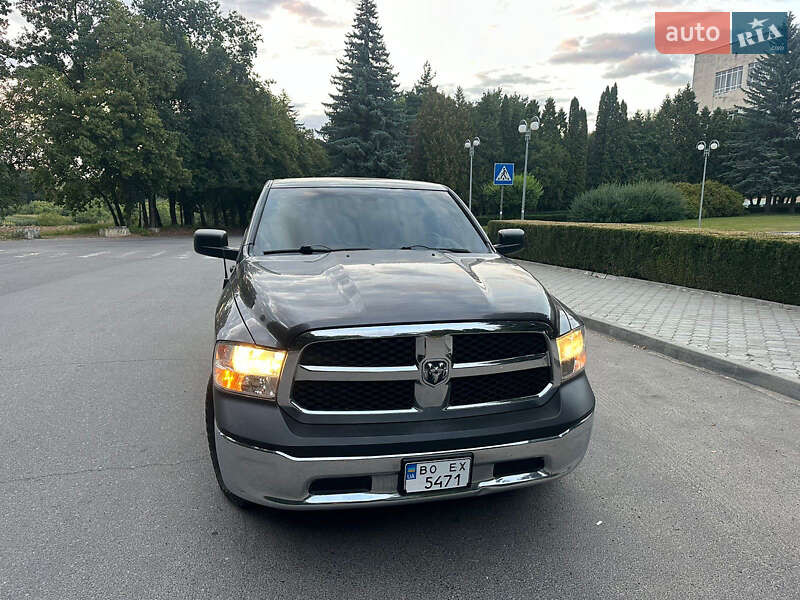 Пикап Dodge RAM 1500 2015 в Львове