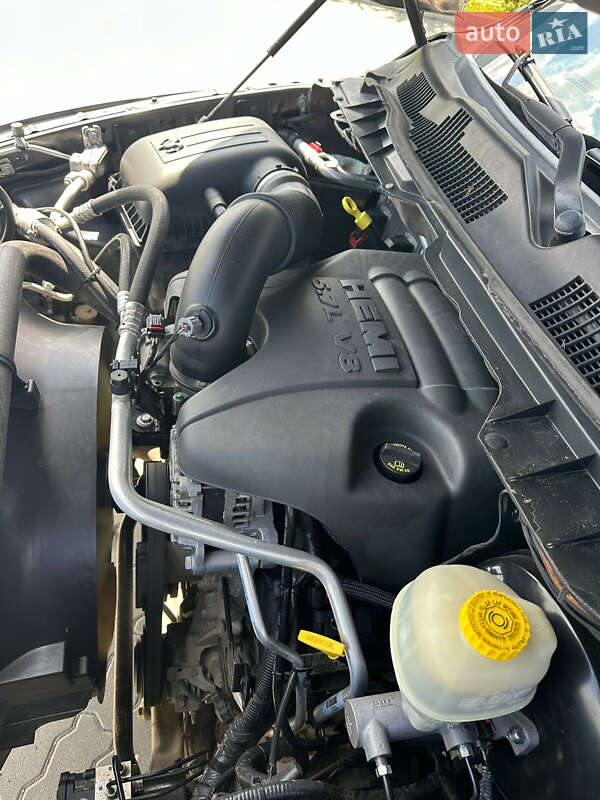 Пикап Dodge RAM 1500 2015 в Львове