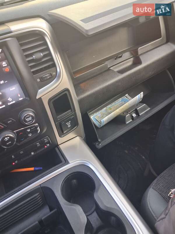 Пікап Dodge RAM 1500 2018 в Кропивницькому