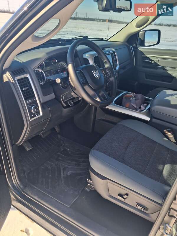 Пікап Dodge RAM 1500 2018 в Кропивницькому